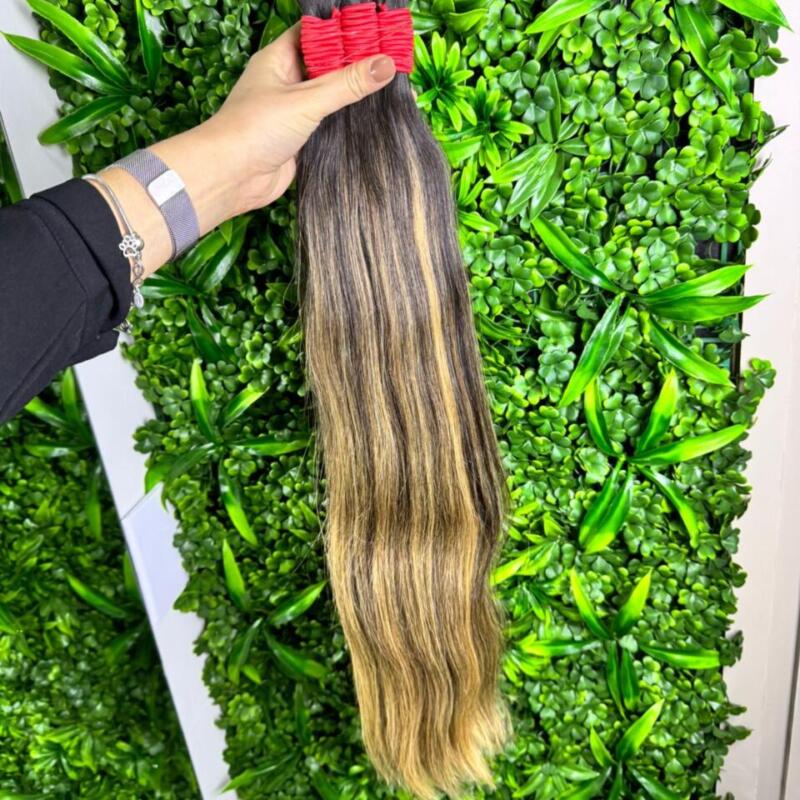 MORENA ILUMINADA VIETNÃ 65 CM